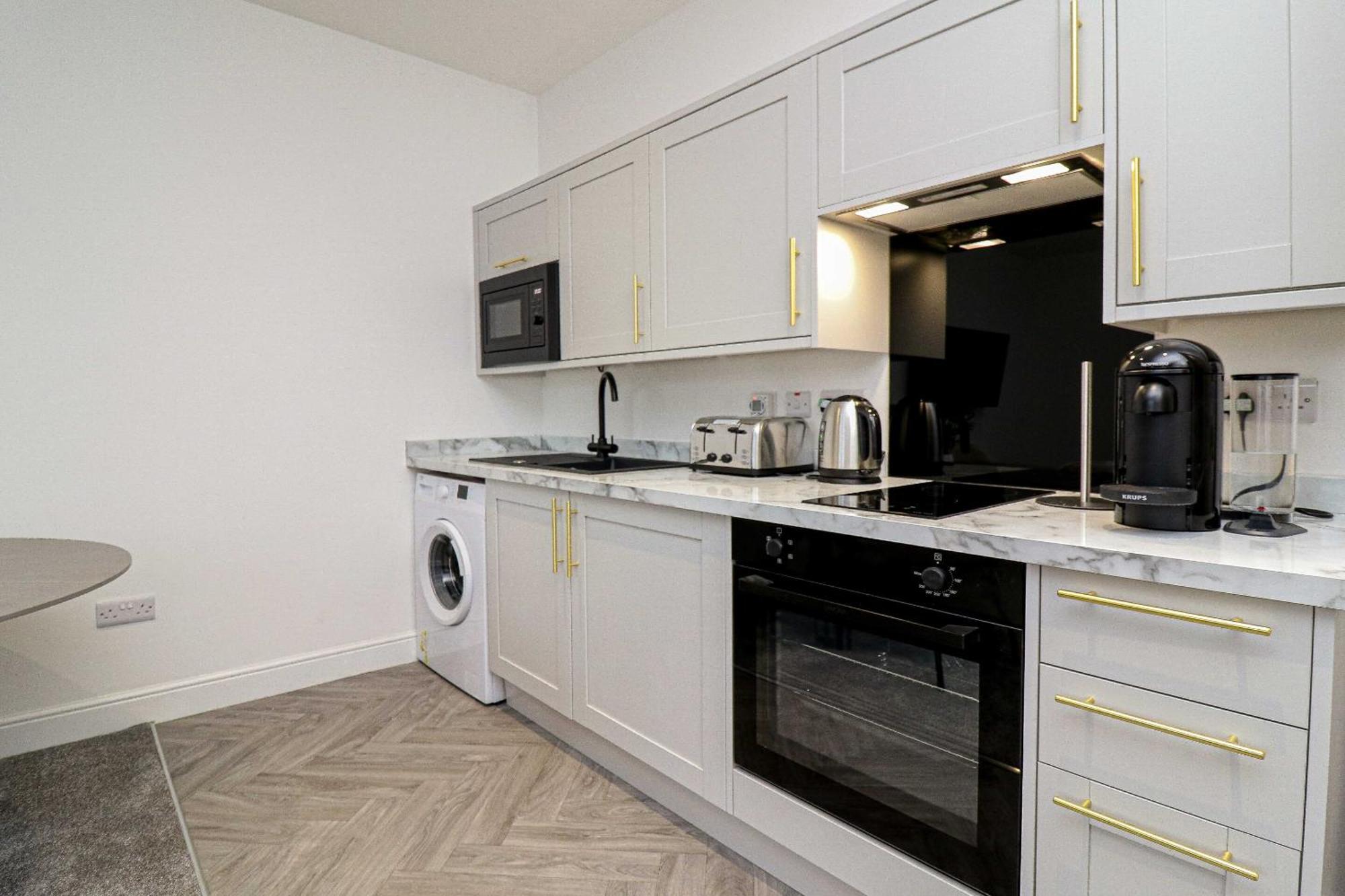 Beachwalk Apartments By Nova Suites Ayr Buitenkant foto