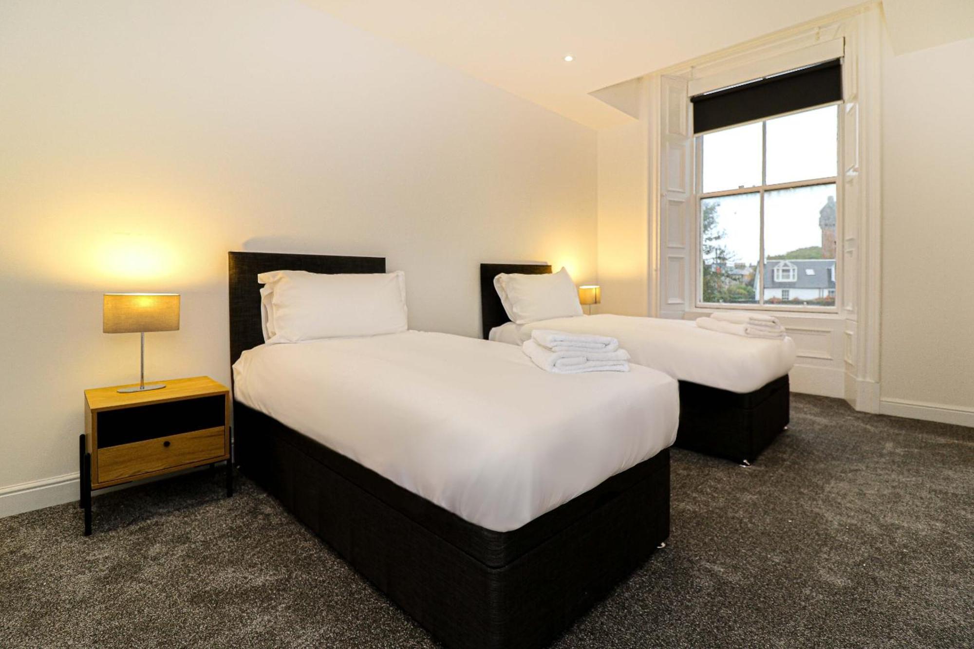 Beachwalk Apartments By Nova Suites Ayr Buitenkant foto
